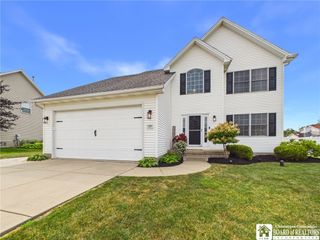 5890 Pinehurst Court, Hamburg, NY 14085