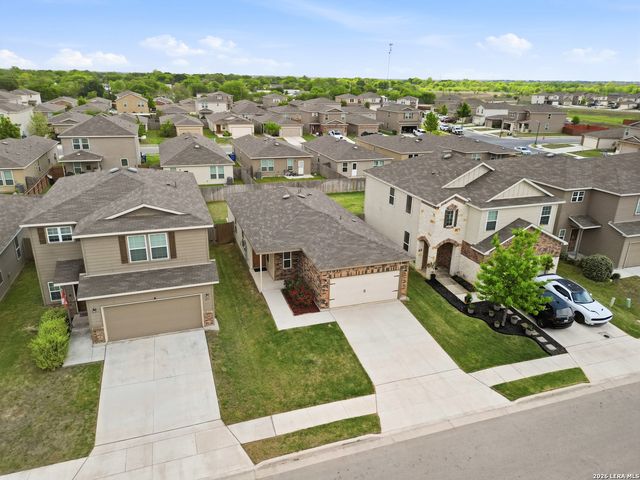 237 Texas Thistle, New Braunfels, TX 78130