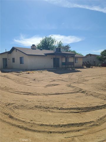 19014 Vine, Hesperia, CA 92345