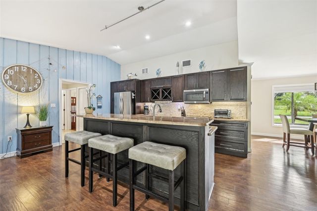 6106 45TH STREET W, Bradenton, FL 34210