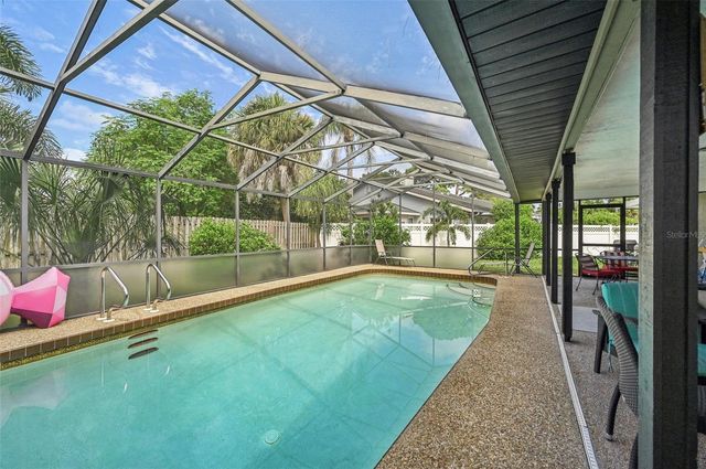 6106 45TH STREET W, Bradenton, FL 34210