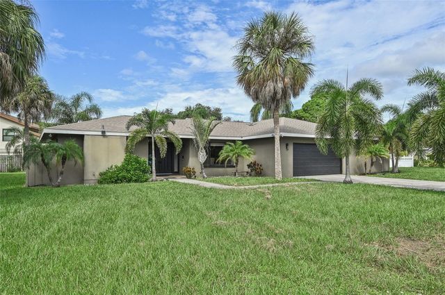 6106 45TH STREET W, Bradenton, FL 34210