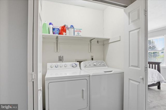 356 SURREY CLUB LN, Stephens City, VA 22655