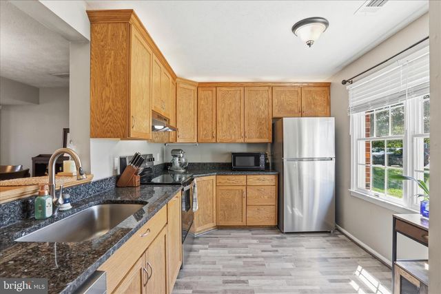 356 SURREY CLUB LN, Stephens City, VA 22655