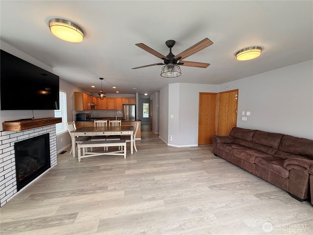 4803 Cypress Drive, Anacortes, WA 98221