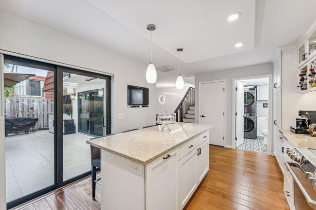730 NW 99th Circle, Plantation, FL 33324