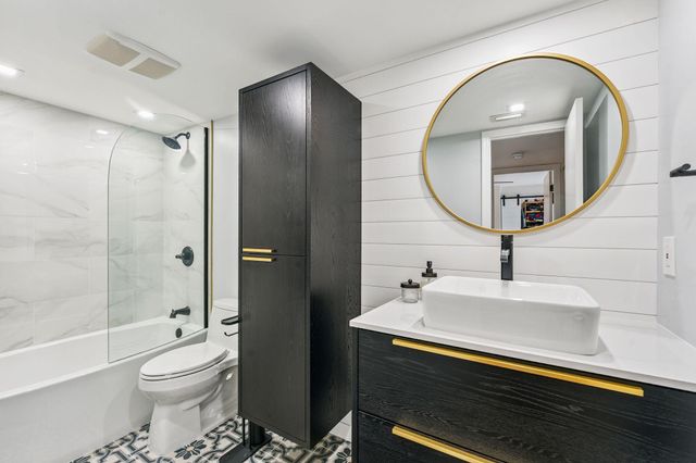 730 NW 99th Circle, Plantation, FL 33324