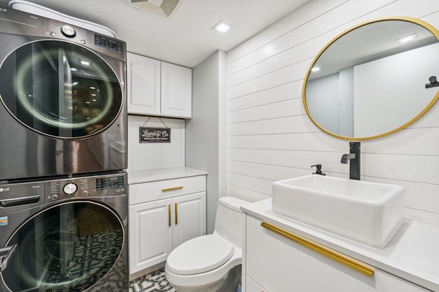 730 NW 99th Circle, Plantation, FL 33324