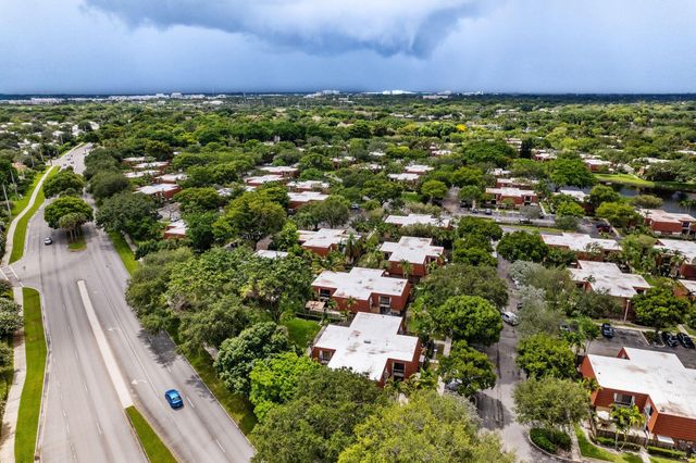 730 NW 99th Circle, Plantation, FL 33324