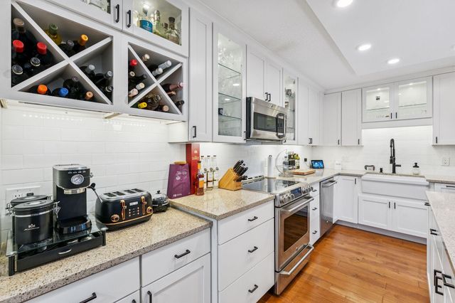 730 NW 99th Circle, Plantation, FL 33324