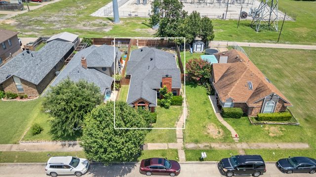 928 Winding Creek Drive, Mesquite, TX 75149