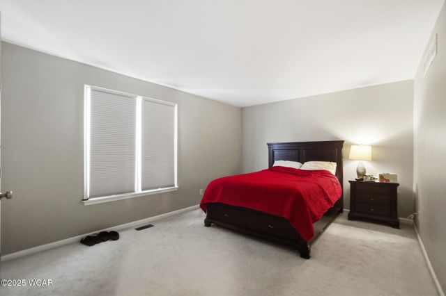 819 Canyon Drive, Lima, OH 45804