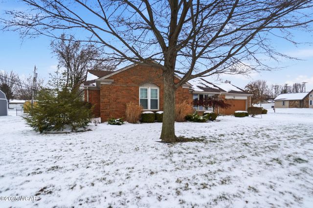 819 Canyon Drive, Lima, OH 45804