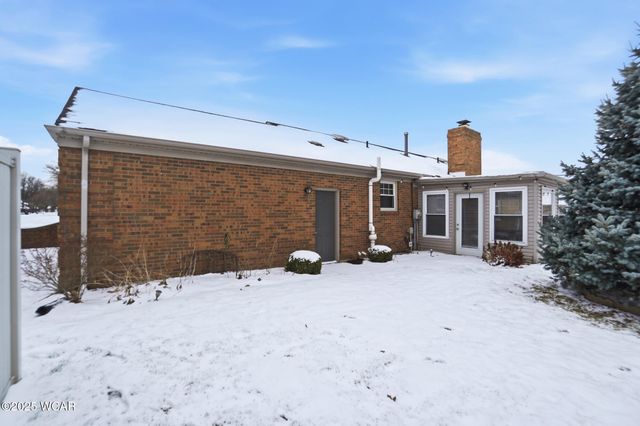 819 Canyon Drive, Lima, OH 45804