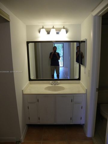 8050 W Mcnab Rd 206, Tamarac, FL 33321