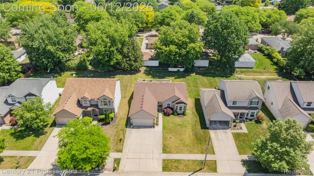 3172 Cedar Crest Drive, Troy, MI 48083