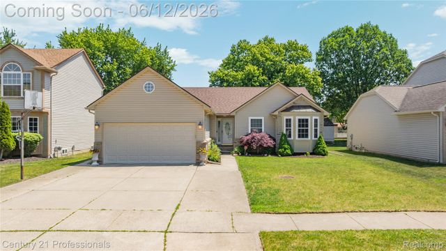 3172 Cedar Crest Drive, Troy, MI 48083