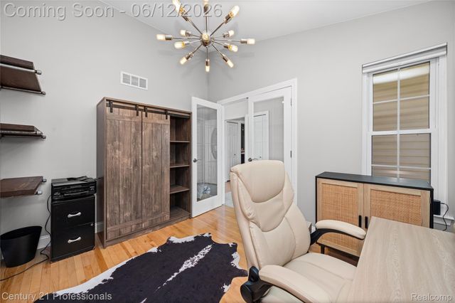 3172 Cedar Crest Drive, Troy, MI 48083
