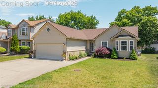 3172 Cedar Crest Drive, Troy, MI 48083