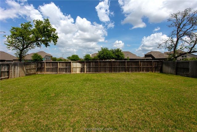 1909 Cottonwood Terrace Court, College Station, TX 77845