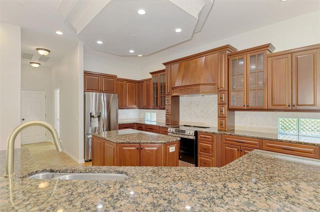 5684 EASTWIND DRIVE, Sarasota, FL 34233