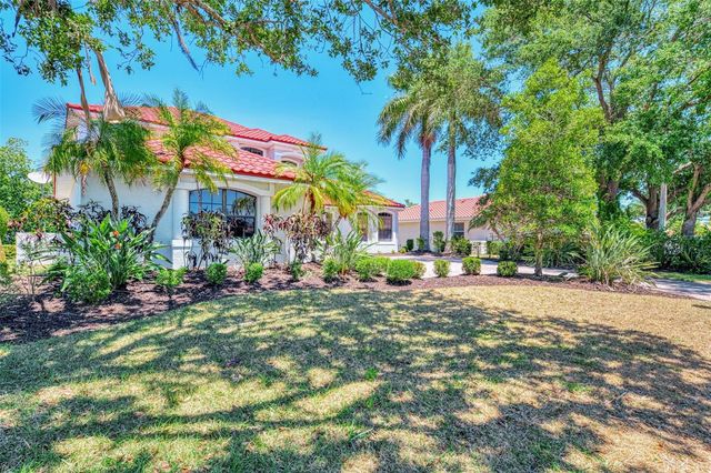 5684 EASTWIND DRIVE, Sarasota, FL 34233