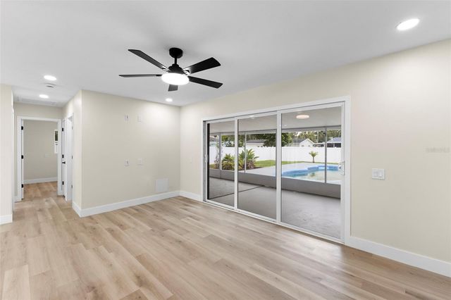 4430 CARSON STREET NE, St Petersburg, FL 33703
