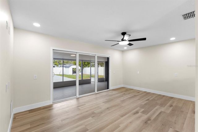 4430 CARSON STREET NE, St Petersburg, FL 33703