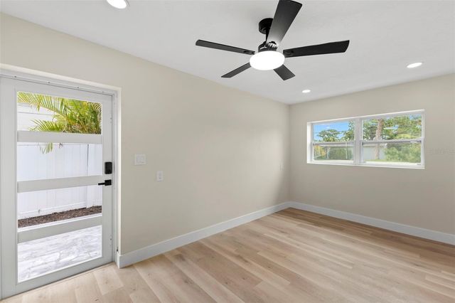 4430 CARSON STREET NE, St Petersburg, FL 33703