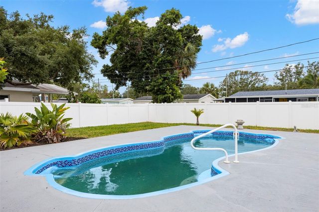 4430 CARSON STREET NE, St Petersburg, FL 33703