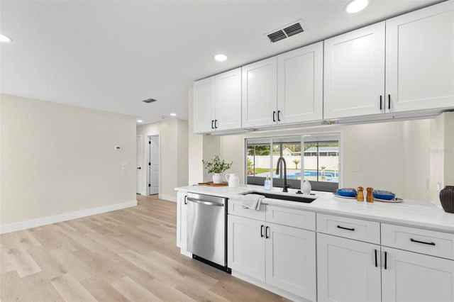 4430 CARSON STREET NE, St Petersburg, FL 33703