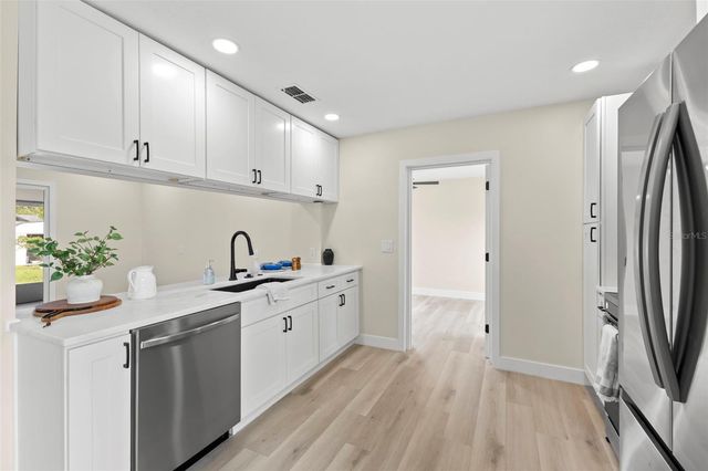 4430 CARSON STREET NE, St Petersburg, FL 33703