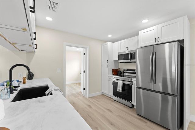 4430 CARSON STREET NE, St Petersburg, FL 33703