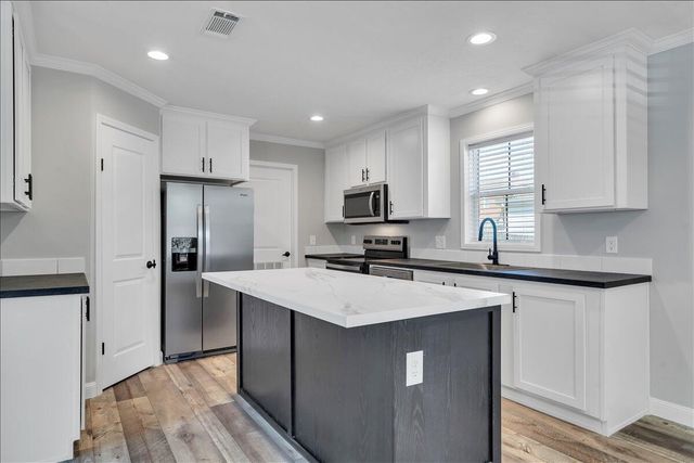 20 Spring ST, Rocky Mount, VA 24151