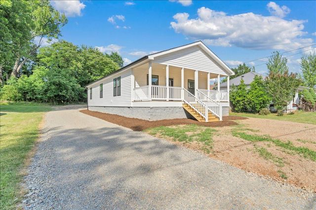 20 Spring ST, Rocky Mount, VA 24151