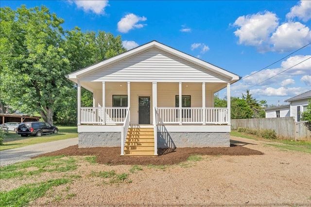 20 Spring ST, Rocky Mount, VA 24151