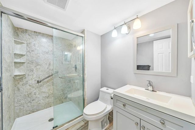 8980 S HOLLYBROOK Boulevard 204, Pembroke Pines, FL 33025
