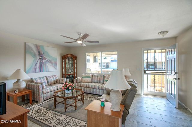 10812 W HATCHER Road, Sun City, AZ 85351