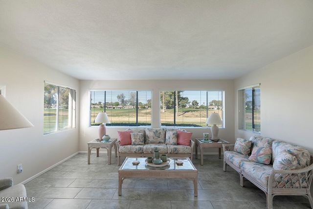 10812 W HATCHER Road, Sun City, AZ 85351