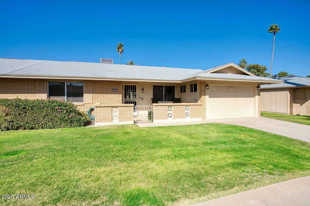 10812 W HATCHER Road, Sun City, AZ 85351