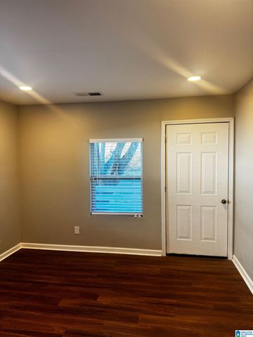 2516 15TH STREET N, Hueytown, AL 35023