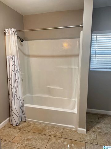 2516 15TH STREET N, Hueytown, AL 35023