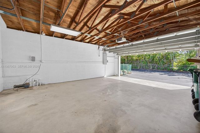 7280 SW 128th St -, Pinecrest, FL 33156