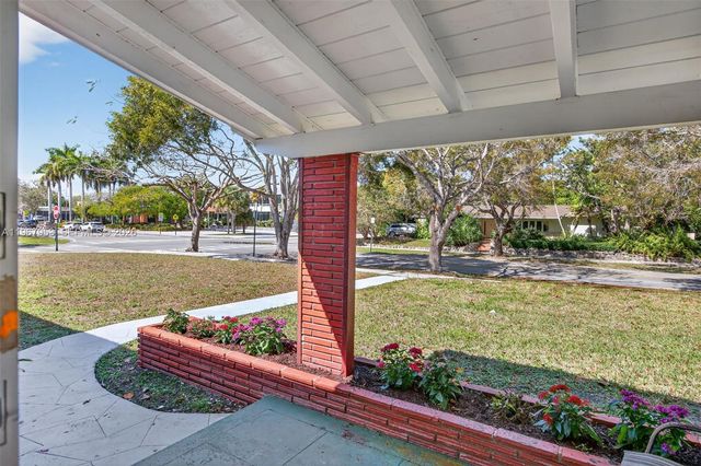 7280 SW 128th St -, Pinecrest, FL 33156