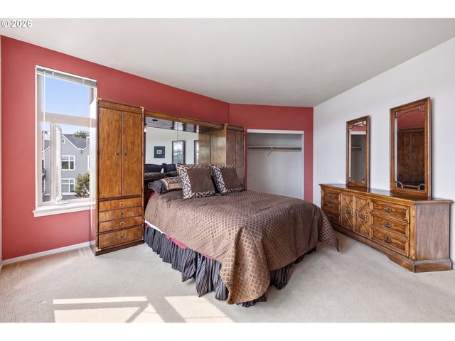 1630 S HARBOR Way 304, Portland, OR 97201