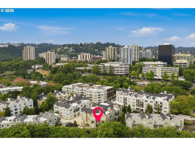 1630 S HARBOR Way 304, Portland, OR 97201