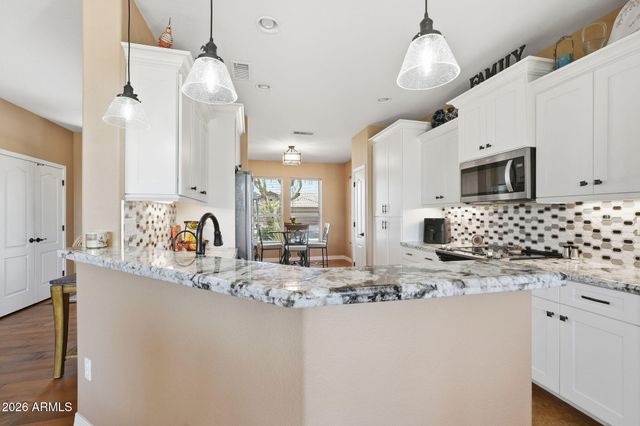 16525 W LAVA Drive, Surprise, AZ 85374