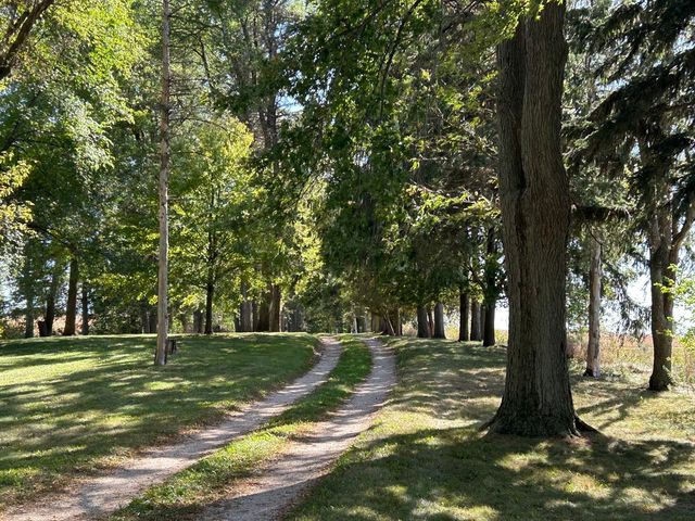 16104 McGuire Road, Harvard, IL 60033