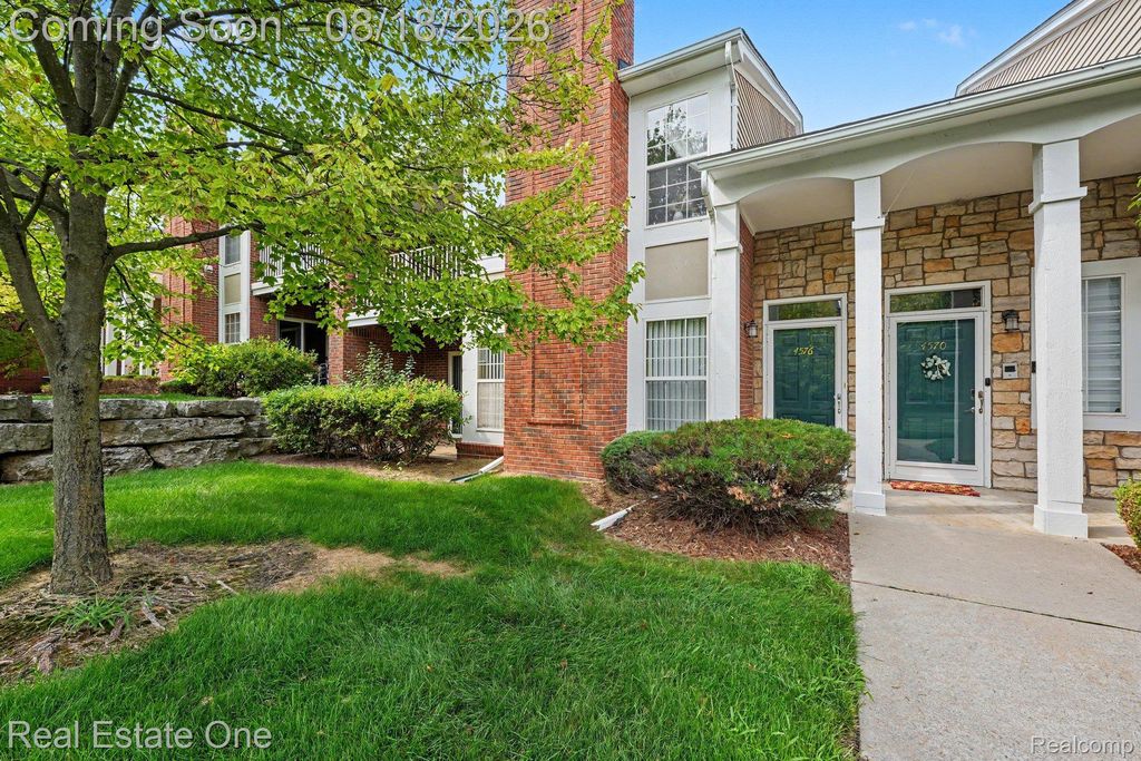 4576 Berkshire Drive, Sterling Heights, MI 48314