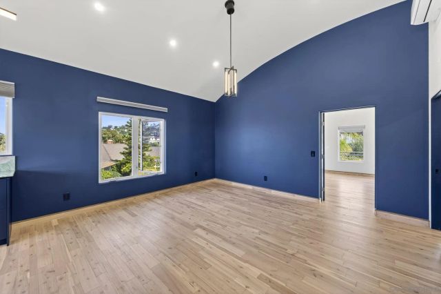 6706 Avenida Mañana St, La Jolla, CA 92037